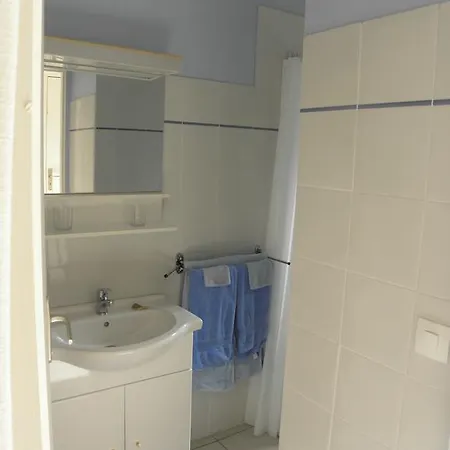 Ferienwohnung La Parenthese Sommières Zimmer foto